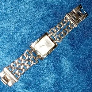 GUESS snap on WATCH!